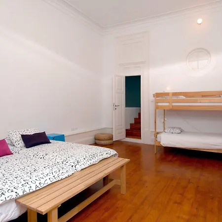 Hostal So Cool *